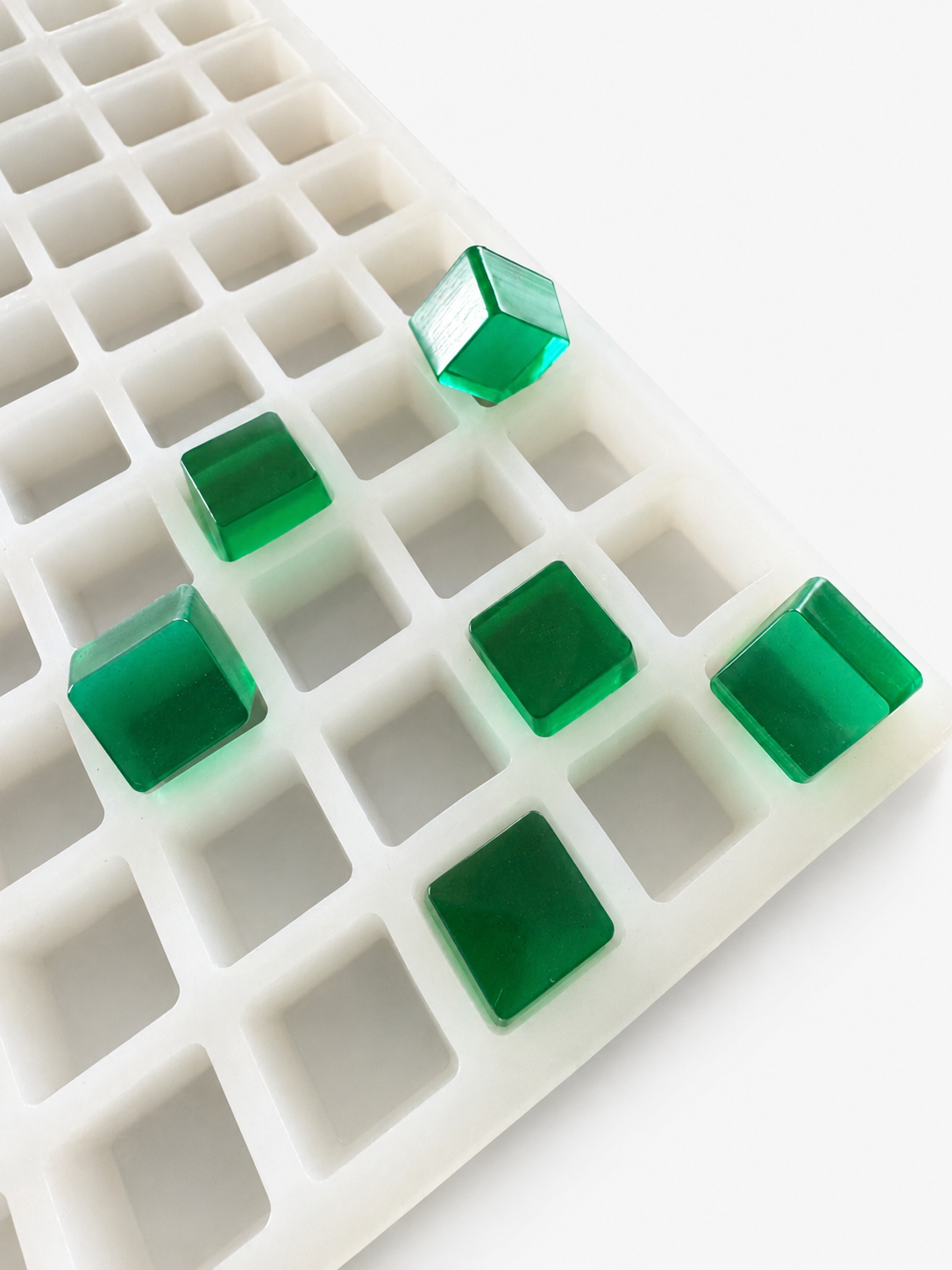 2.9mL cube silicone gummy mold with 391 cavities shown from above